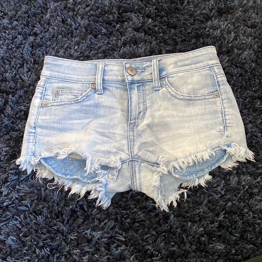 American Eagle Shortie Shorts (mid rise)